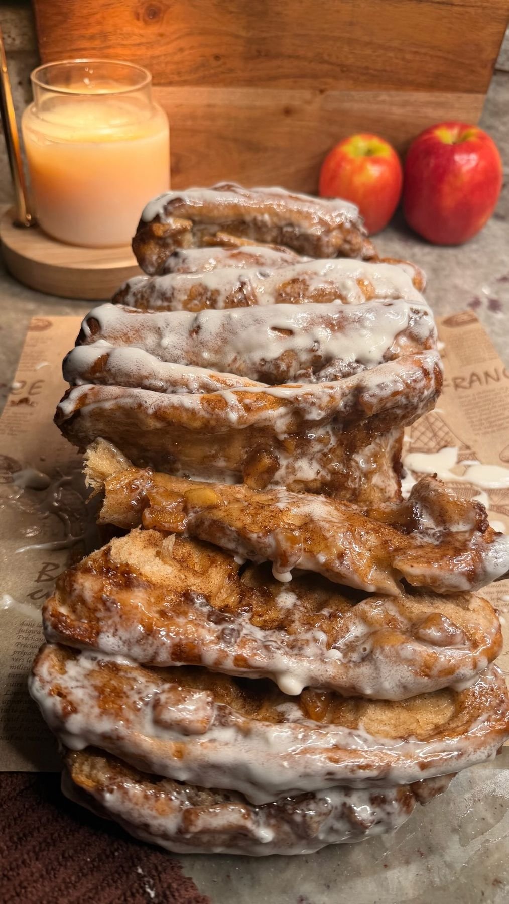Apple Pie Pull Apart Bread
