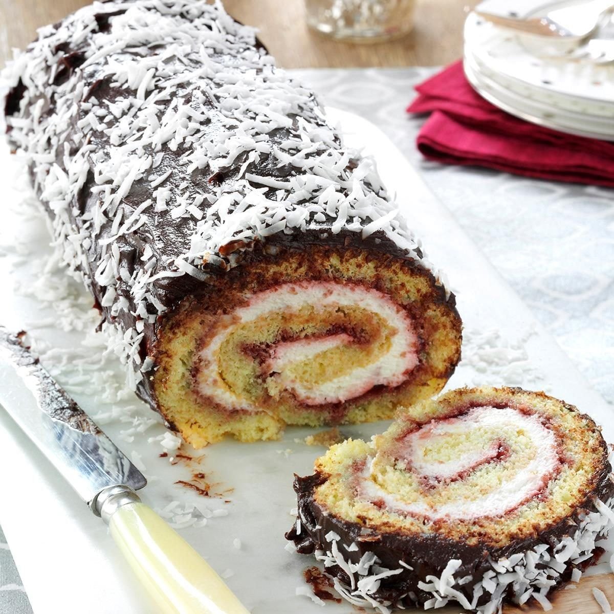 Lamington Roulade